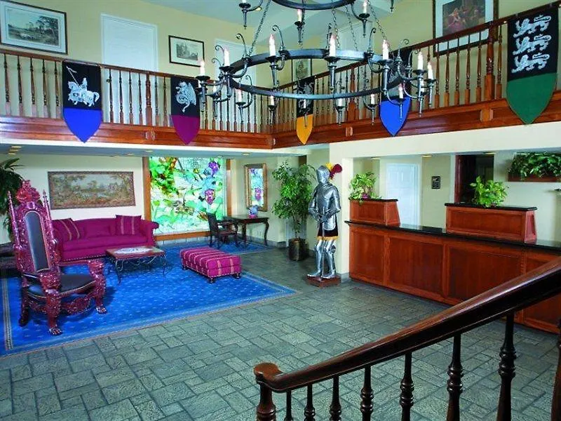 Castle Inn And Suites Anaheim Hotel
