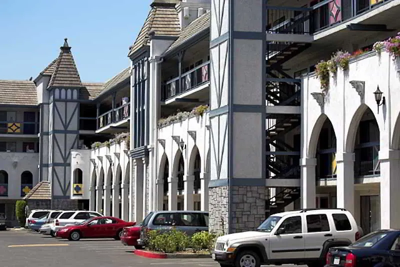 Castle Inn And Suites Anaheim 3*,
